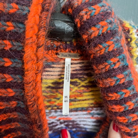 Free people Free People Follow The Arrow Poncho l/xl worn on 1 trip - Picture 8 of 8